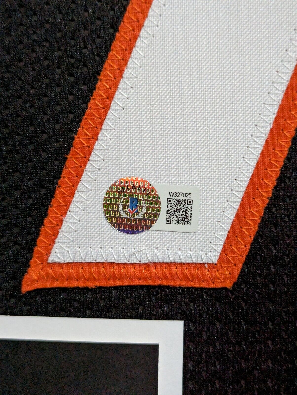 MVP Authentics Framed Cincinnati Bengals Anthony Munoz Autographed Jersey Beckett Holo 675 sports jersey framing , jersey framing