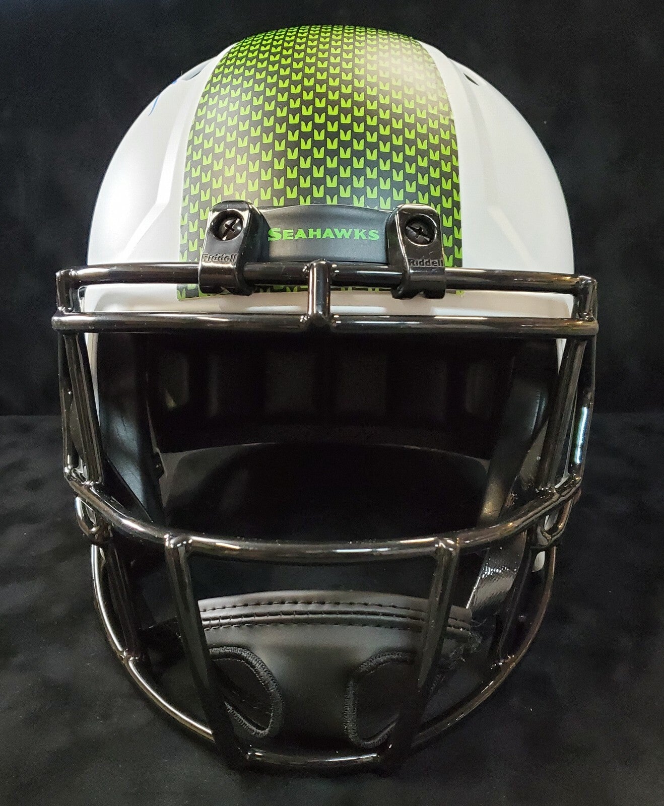 Seattle Seahawks Matt Hasselbeck Signed Full Size Lunar Replica Helmet Bas Holo