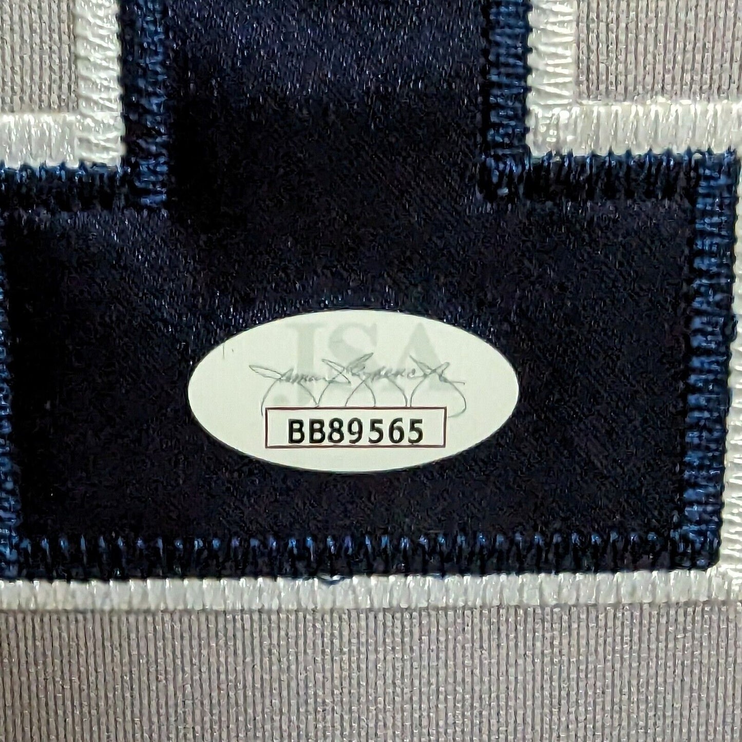 MVP Authentics Framed New York Yankees Mariano Rivera Autographed Signed Jersey Jsa Coa 810 sports jersey framing , jersey framing