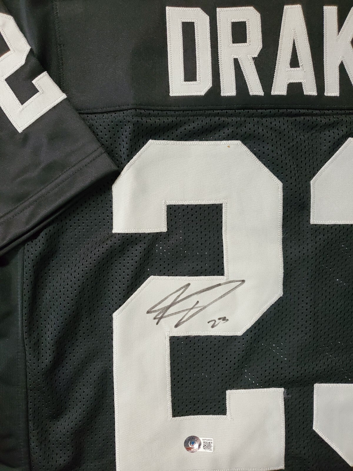 Las Vegas Raiders Kenyan Drake Autographed Signed Jersey Beckett Holo