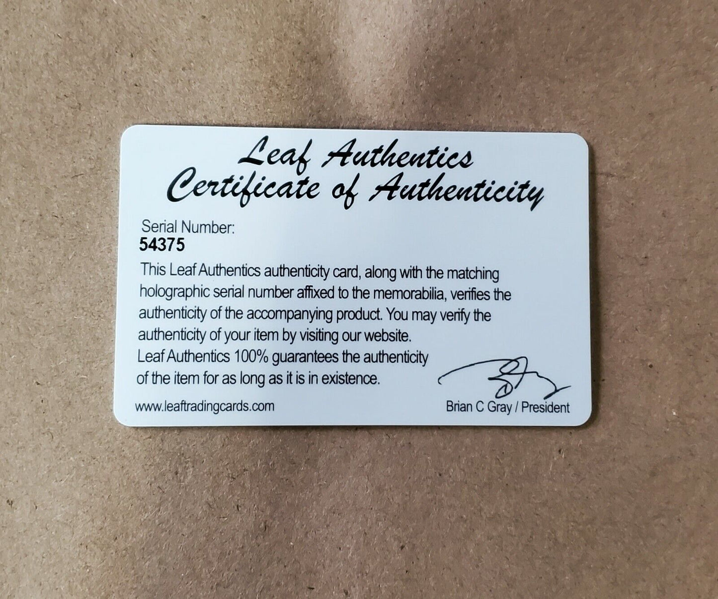 MVP Authentics Framed L.A. Lakers Magic Johnson Autographed Signed Jersey Leaf Coa 629.10 sports jersey framing , jersey framing