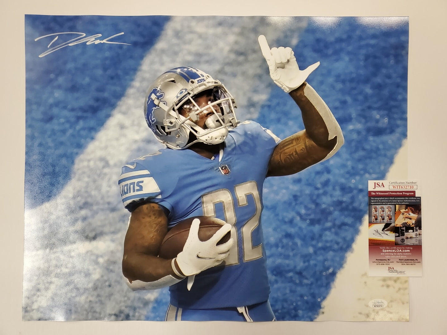 Detroit Lions D'andre Swift Autographed Signed 16X20 Photo Jsa Coa