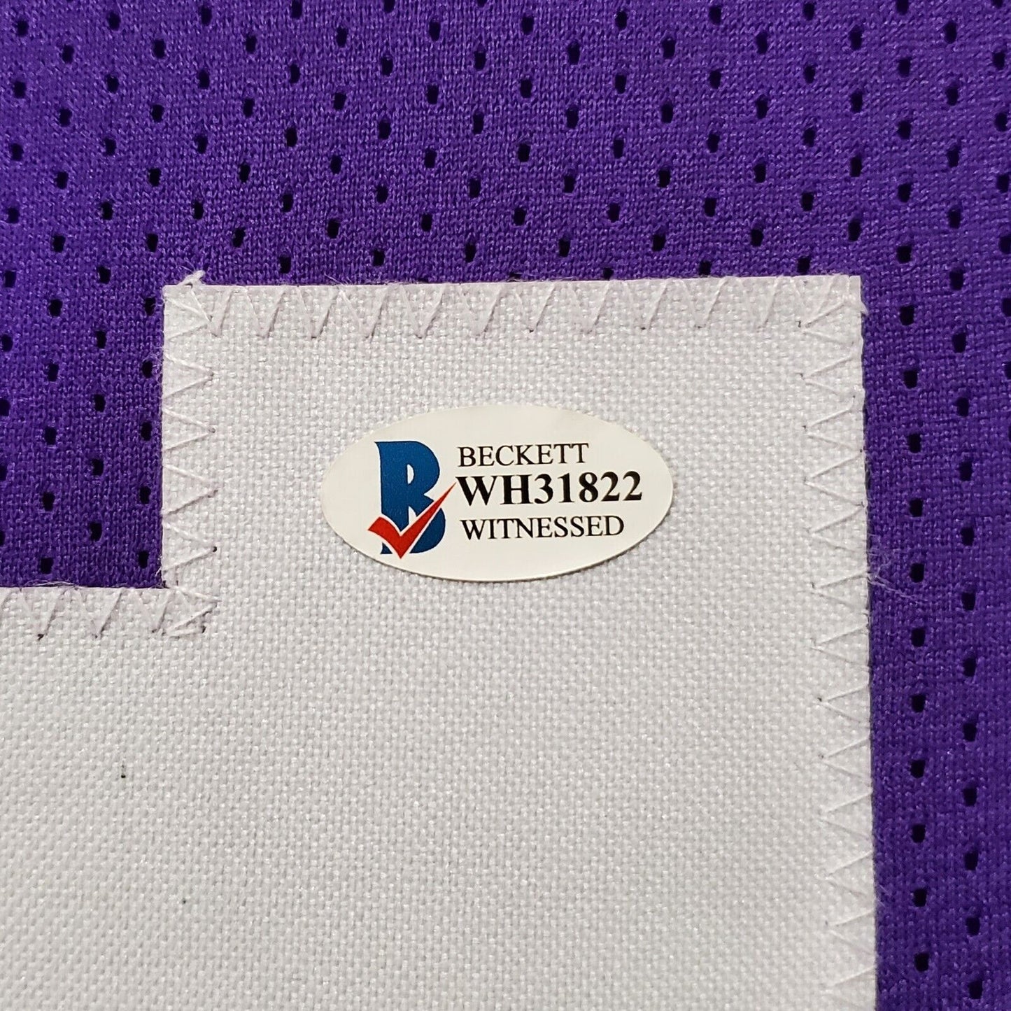 MVP Authentics Framed Lsu Tigers Clyde Edwards-Helaire Autographed Signed Jersey Beckett Coa 450 sports jersey framing , jersey framing