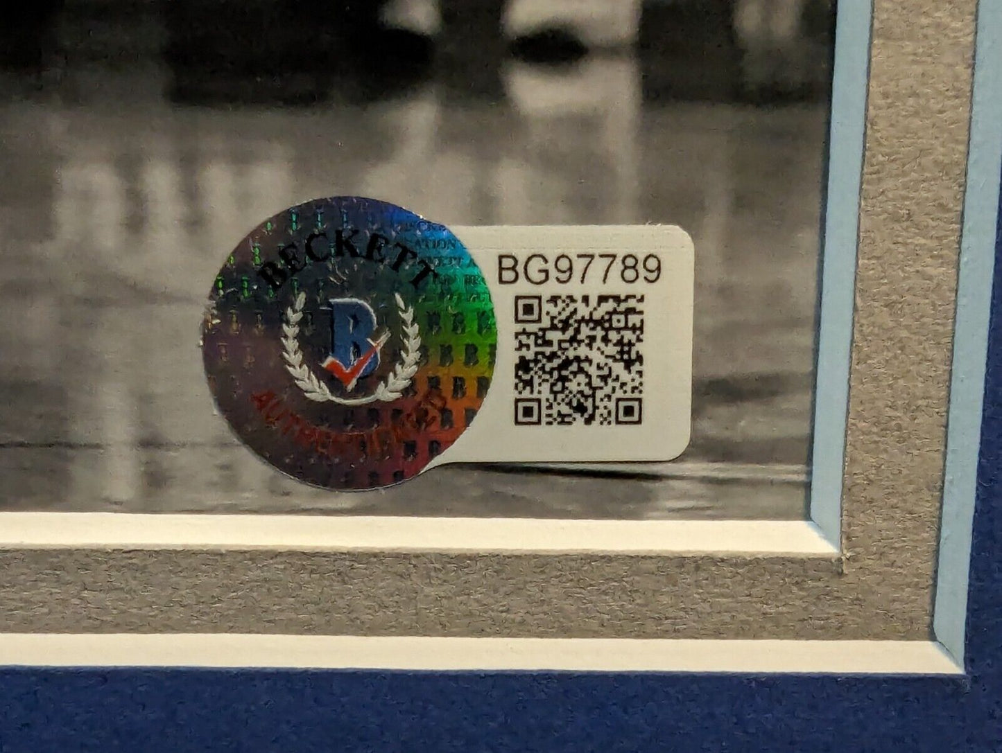 Framed Dallas Mavericks Dirk Nowitzki Jersey With Autographed 8X10 Photo Beckett