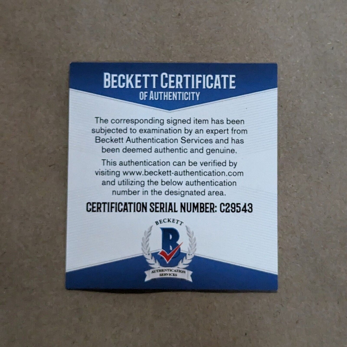 MVP Authentics Framed Chicago Cubs Greg Maddux Autographed Signed Jersey Beckett Coa 1350 sports jersey framing , jersey framing