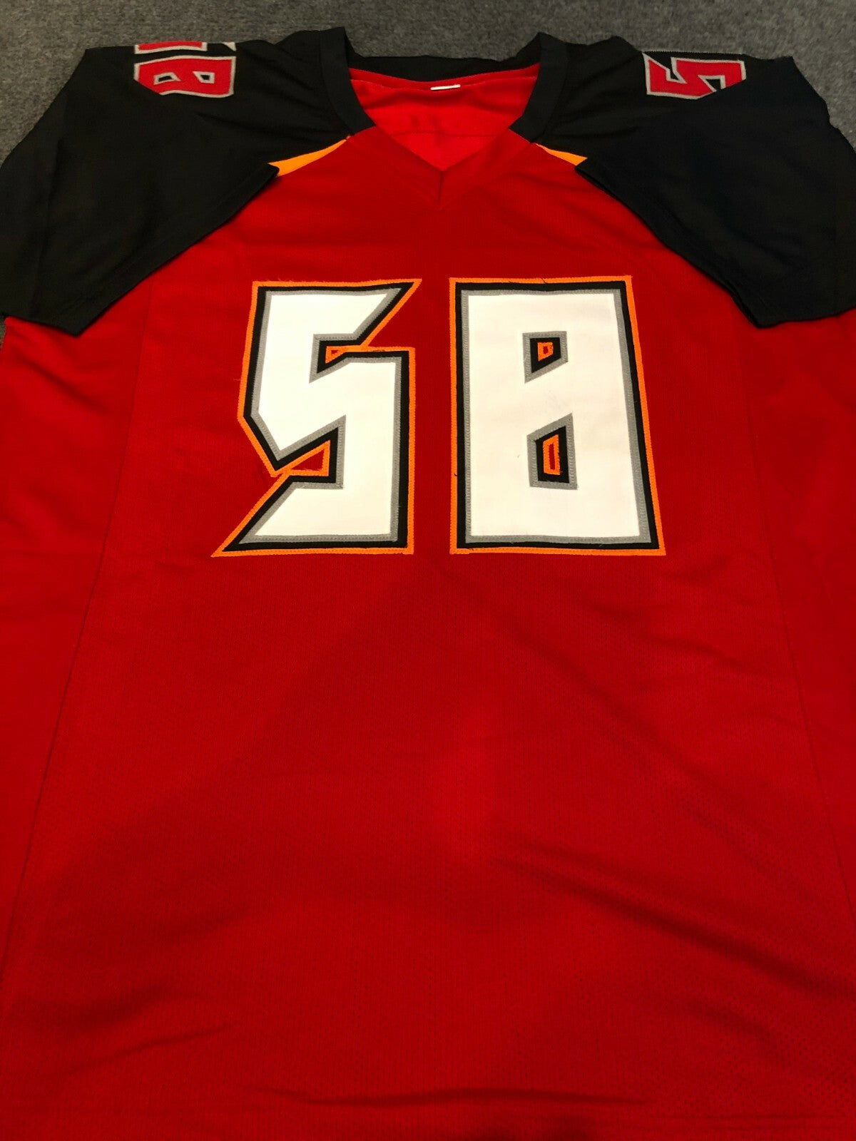 Tampa Bay Buccaneers Shaquil Barrett Autographed Signed Jersey Jsa Coa