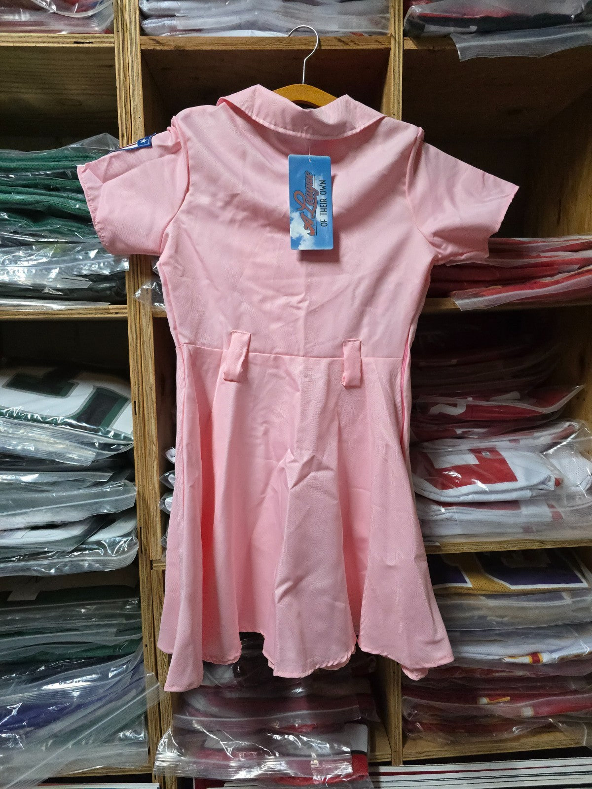 League Of Their Own Signed Uniform Geena Davis Lori Petty Schram Cavanagh Jsa