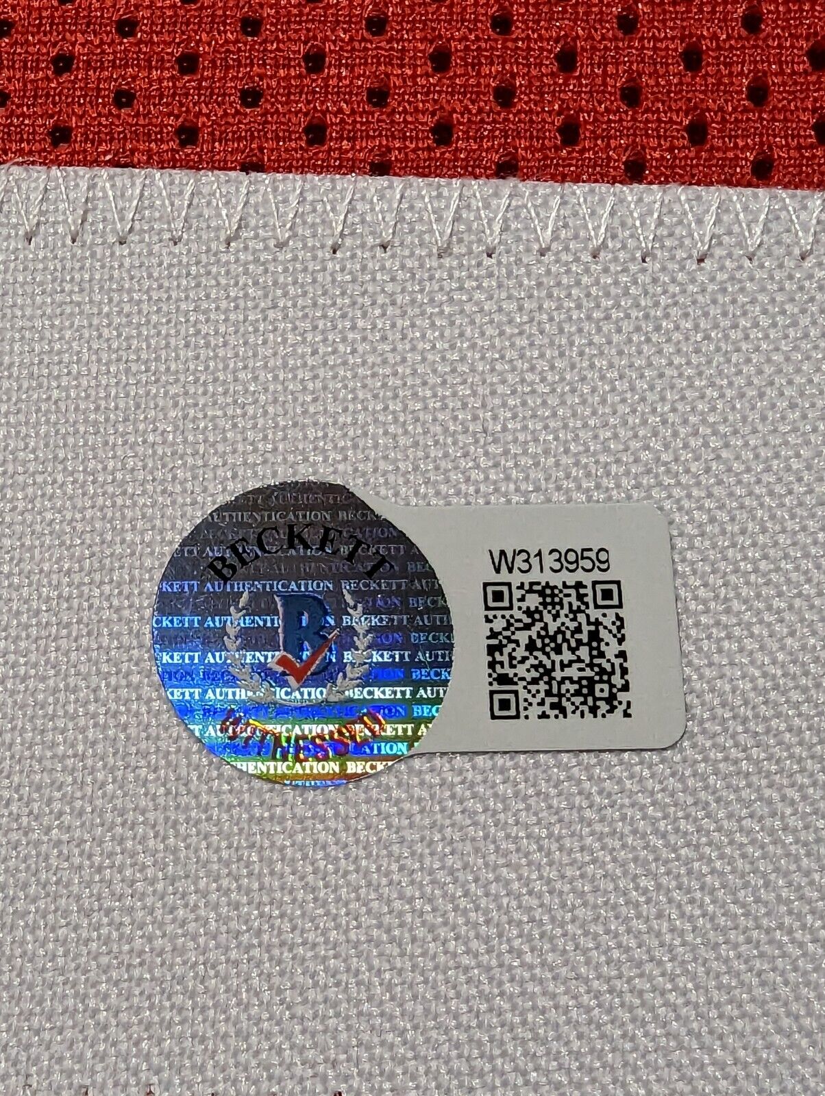 MVP Authentics Framed San Francisco 49Ers Navorro Bowman Autographed Signed Jersey Beckett Holo 405 sports jersey framing , jersey framing