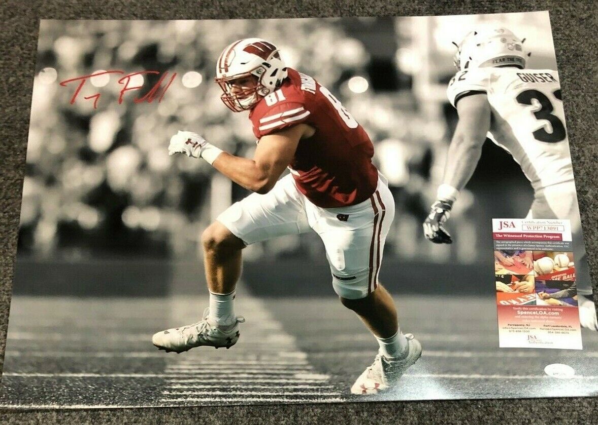MVP Authentics Wisconsin Badgers Troy Fumagalli Autographed Signed 16X20 Photo Jsa Coa 71.10 sports jersey framing , jersey framing