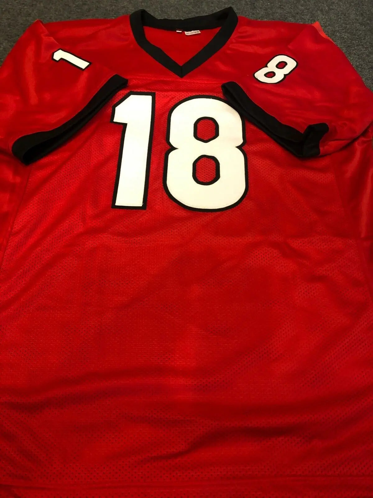 MVP Authentics Georgia Bulldogs Deandre Baker Autographed Signed Jersey Jsa Coa 107.10 sports jersey framing , jersey framing