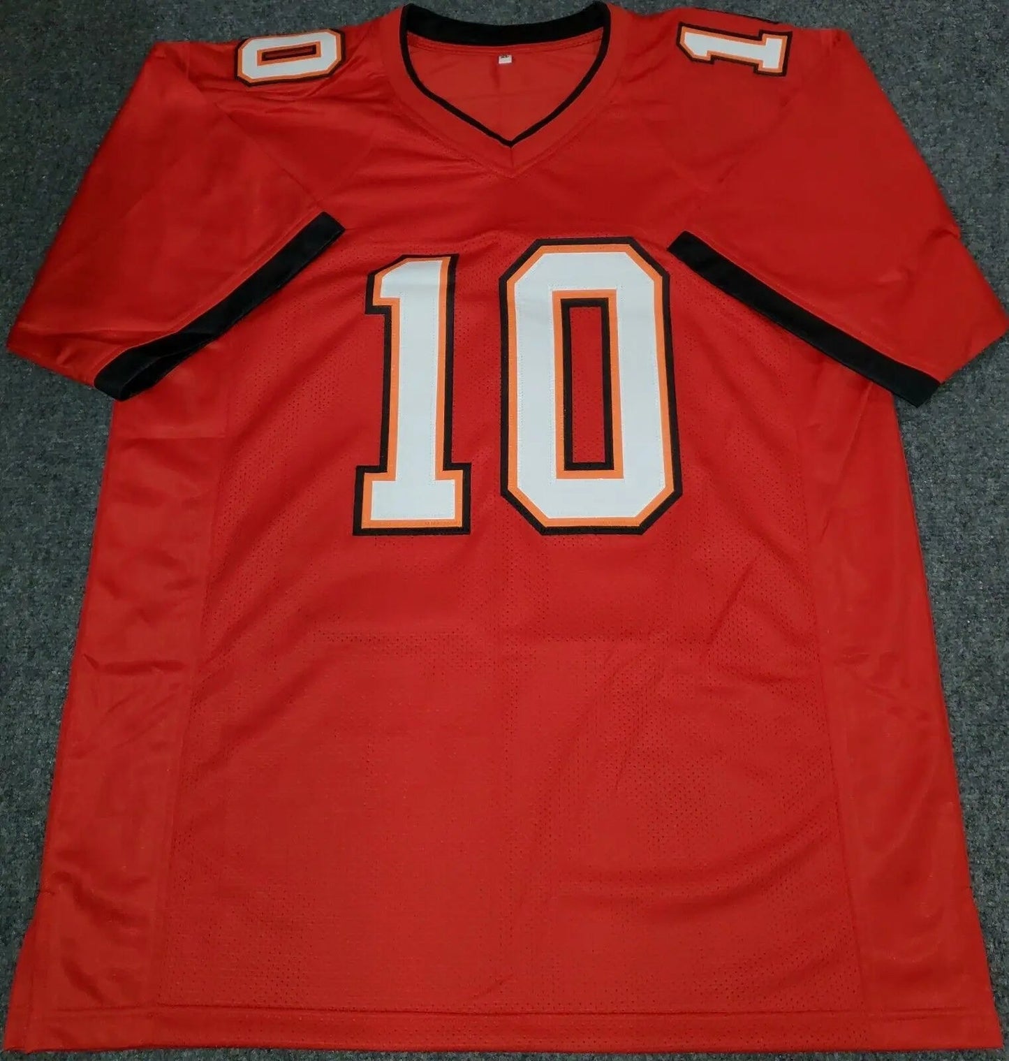 MVP Authentics Tampa Bay Buccaneers Scotty Miller Autographed Signed Jersey Jsa Coa 112.50 sports jersey framing , jersey framing