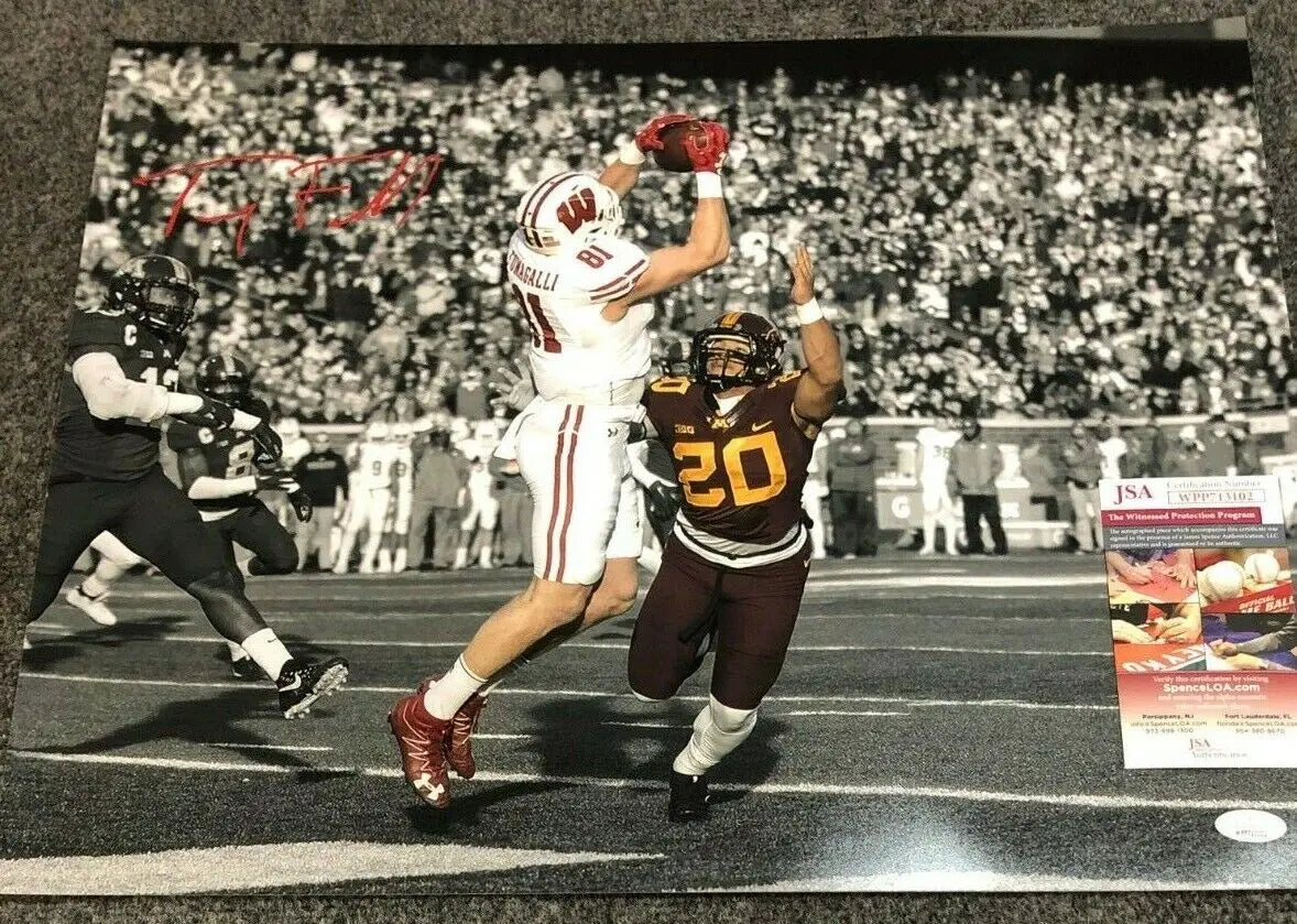 MVP Authentics Wisconsin Badgers Troy Fumagalli Autographed Signed 16X20 Photo Jsa Coa 71.10 sports jersey framing , jersey framing