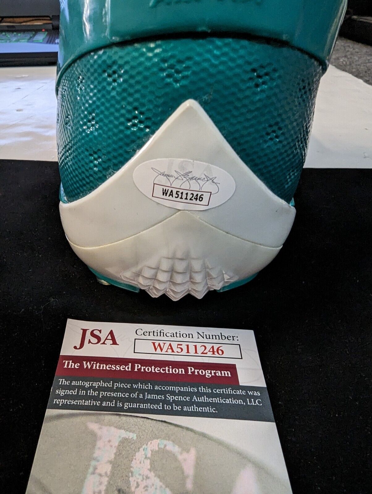 MVP Authentics Miami Dolphins Richmond Webb Autographed Signed Cleat Jsa Coa 108 sports jersey framing , jersey framing