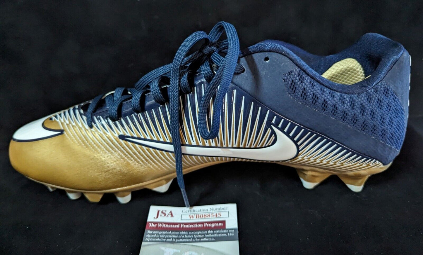 MVP Authentics Notre Dame Fighting Irish Rudy Ruettiger Autographed Signed Cleat Jsa Coa 135 sports jersey framing , jersey framing