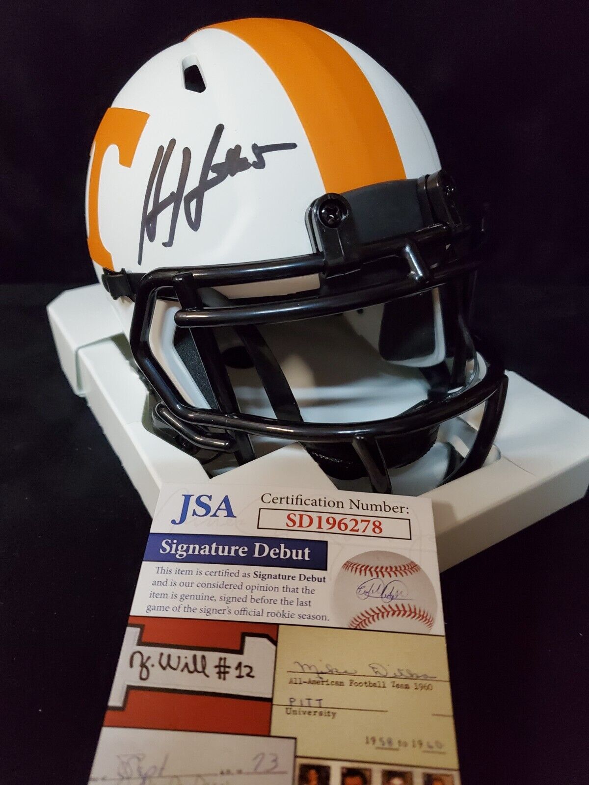 MVP Authentics Tennessee Volunteers Hendon Hooker Autographed Signed Lunar Mini Helmet Jsa Coa 175.50 sports jersey framing , jersey framing