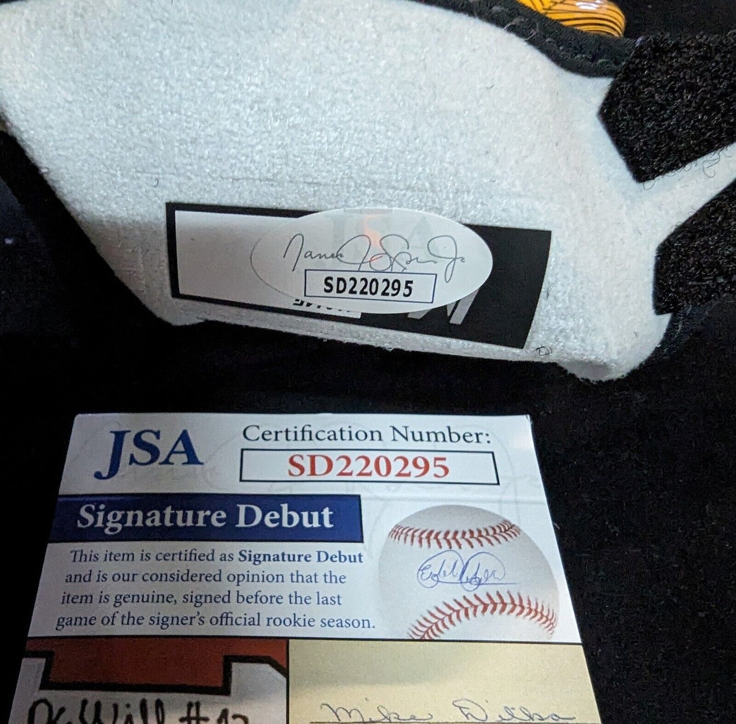 MVP Authentics Pittsburgh Steelers Joey Porter Jr Signed Glove Jsa Coa 112.50 sports jersey framing , jersey framing