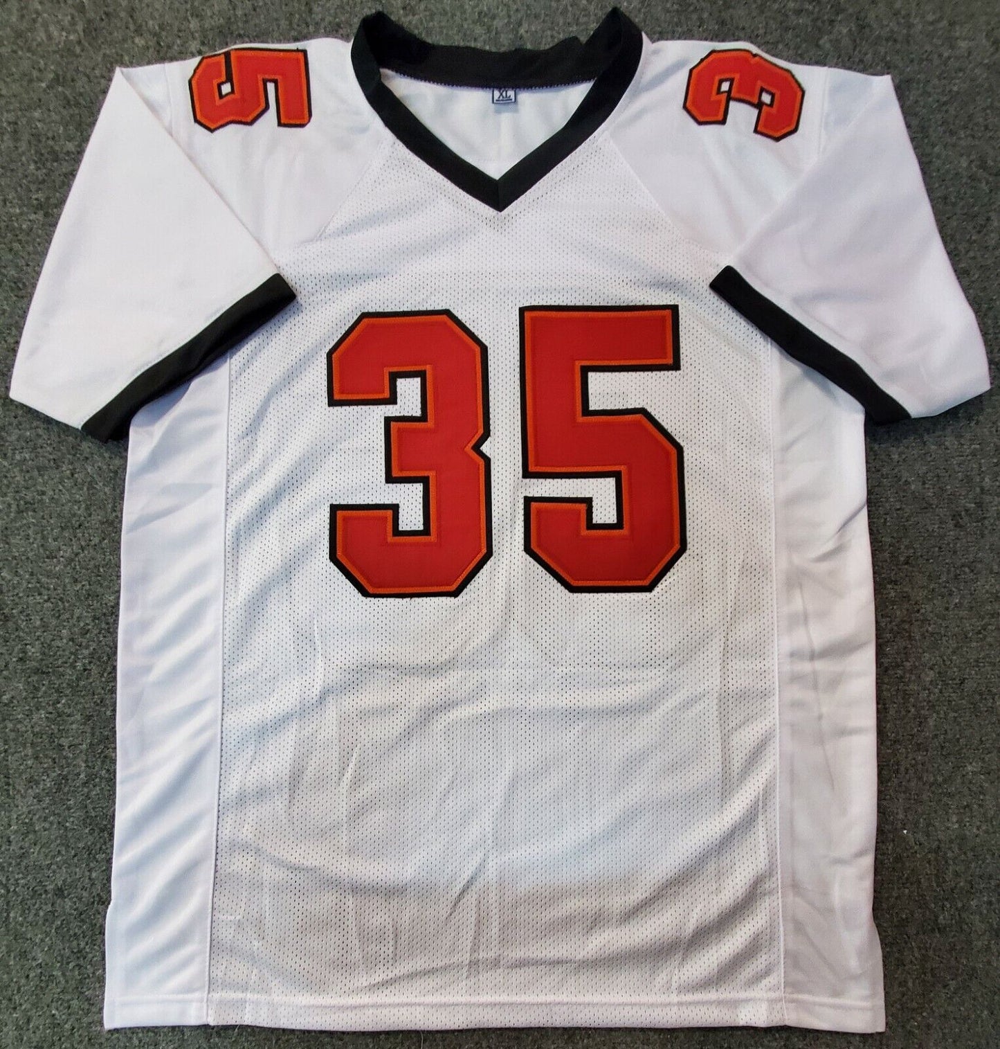 MVP Authentics Tampa Bay Buccaneers Jamel Dean Autographed Signed Jersey Jsa Coa 90 sports jersey framing , jersey framing