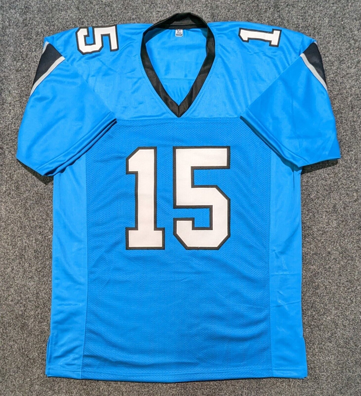 MVP Authentics Carolina Panthers Jonathan Mingo Autographed Signed Jersey Jsa Coa 117 sports jersey framing , jersey framing