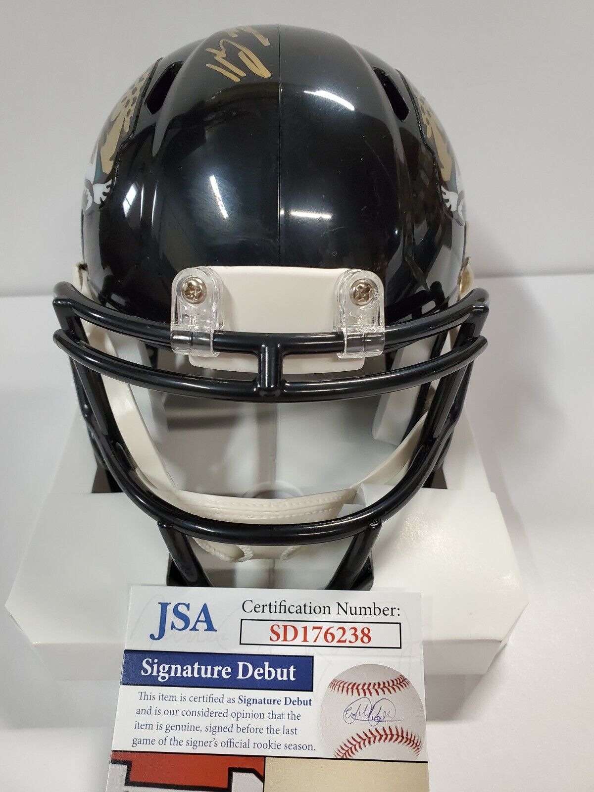 MVP Authentics Jacksonville Jaguars Tyson Campbell Signed Speed Mini Helmet Jsa Coa 108 sports jersey framing , jersey framing