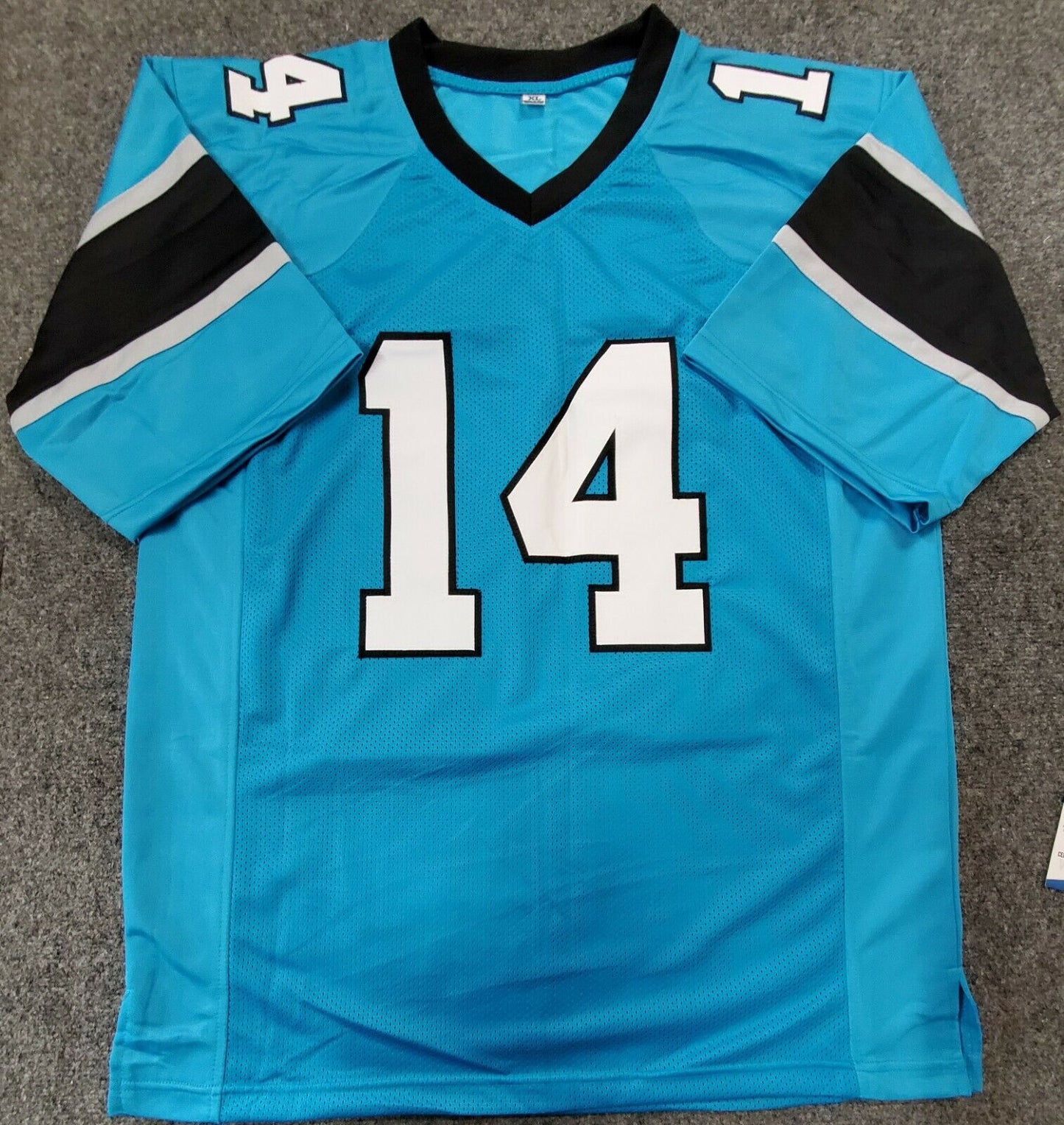 MVP Authentics Carolina Panthers Sam Darnold Autographed Signed Jersey Beckett Coa 179.10 sports jersey framing , jersey framing