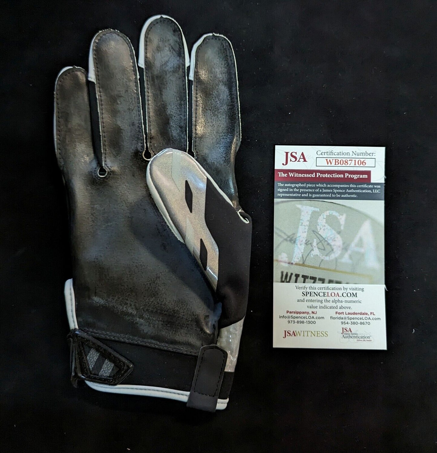 MVP Authentics Carolina Panthers Brian Burns Signed Glove Jsa Coa 117 sports jersey framing , jersey framing