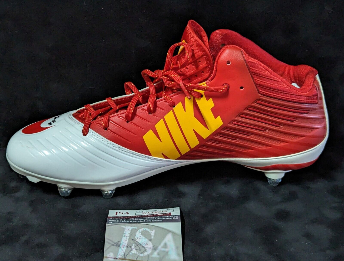 MVP Authentics Kansas City Chiefs L'jarius Sneed Autographed Signed Cleat Jsa Coa 225 sports jersey framing , jersey framing