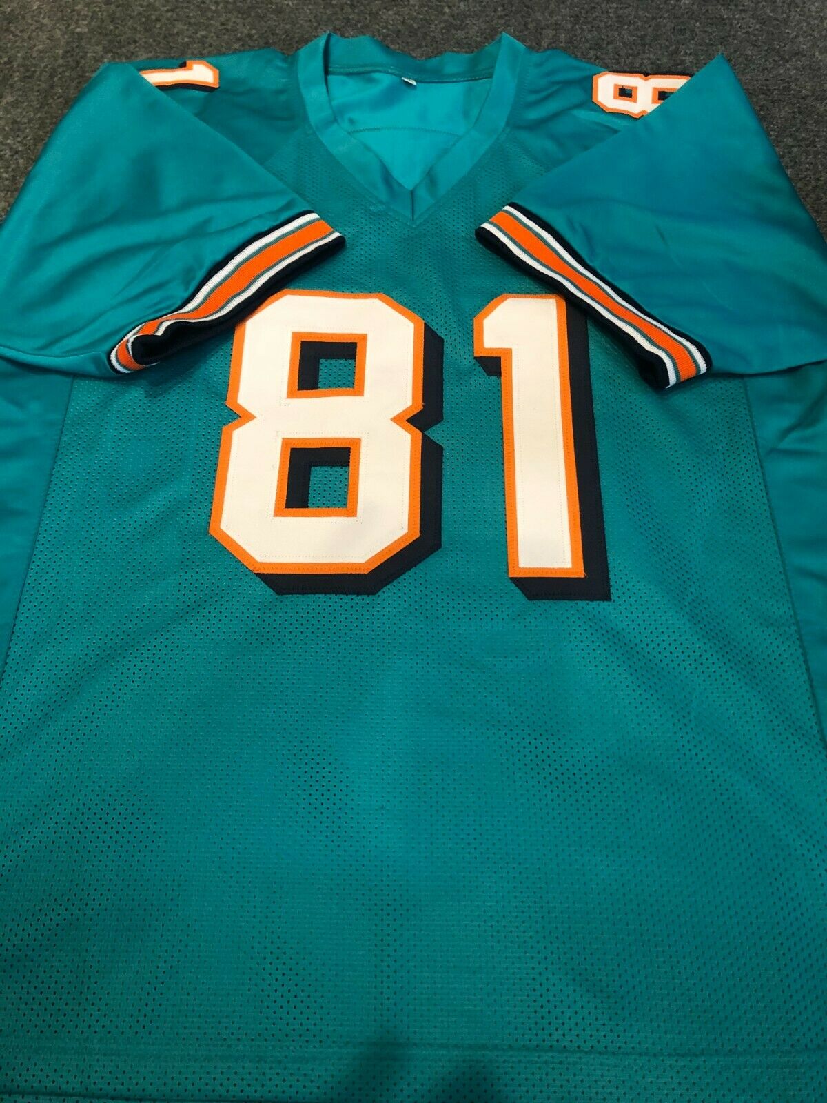 MVP Authentics Miami Dolphins Oj Mcduffie Autographed Signed Jersey Jsa Coa 107.10 sports jersey framing , jersey framing