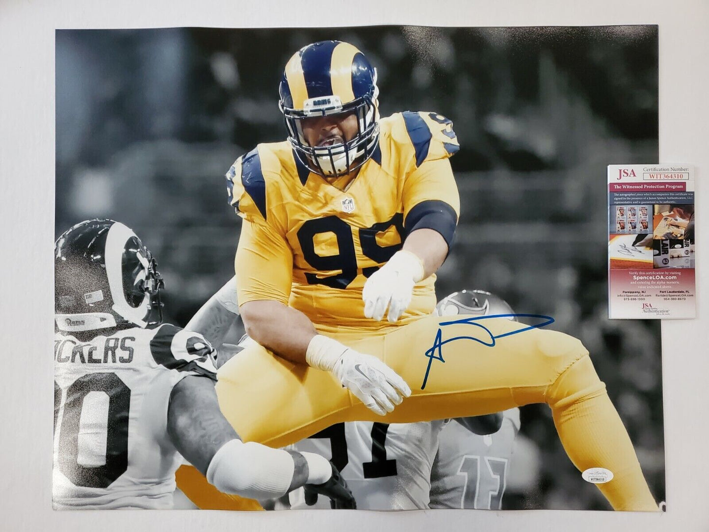 MVP Authentics Los Angeles Rams Aaron Donald Autographed Signed 16X20 Photo Jsa Coa 170.10 sports jersey framing , jersey framing