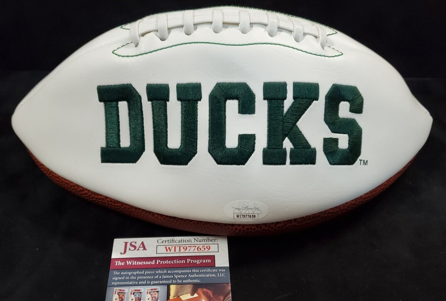MVP Authentics Oregon Ducks Jevon Holland Autographed Signed Logo Football Jsa Coa 108 sports jersey framing , jersey framing