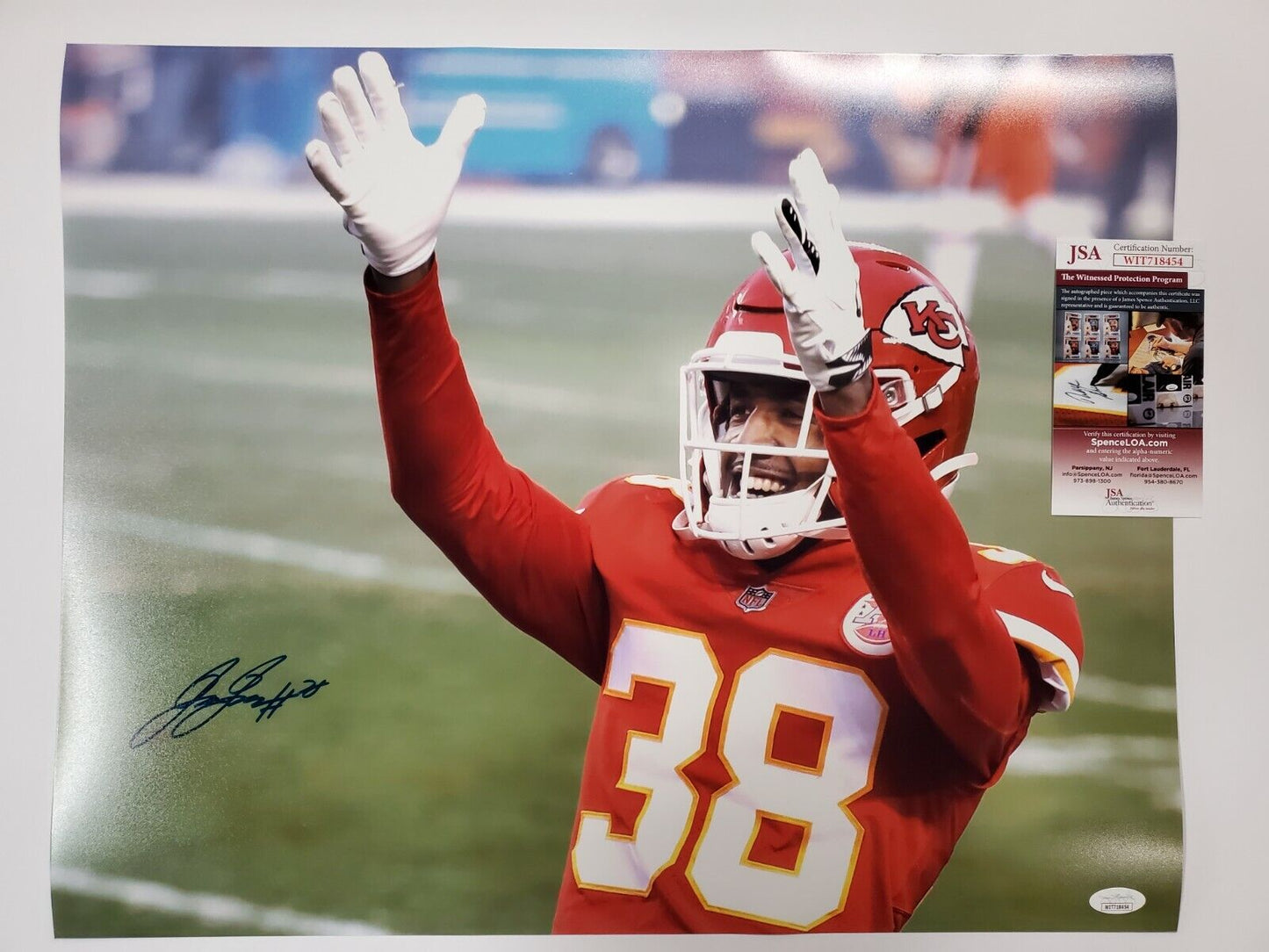 MVP Authentics Kansas City Chiefs L'jarius Sneed Autographed Signed 16X20 Photo Jsa Coa 85.50 sports jersey framing , jersey framing