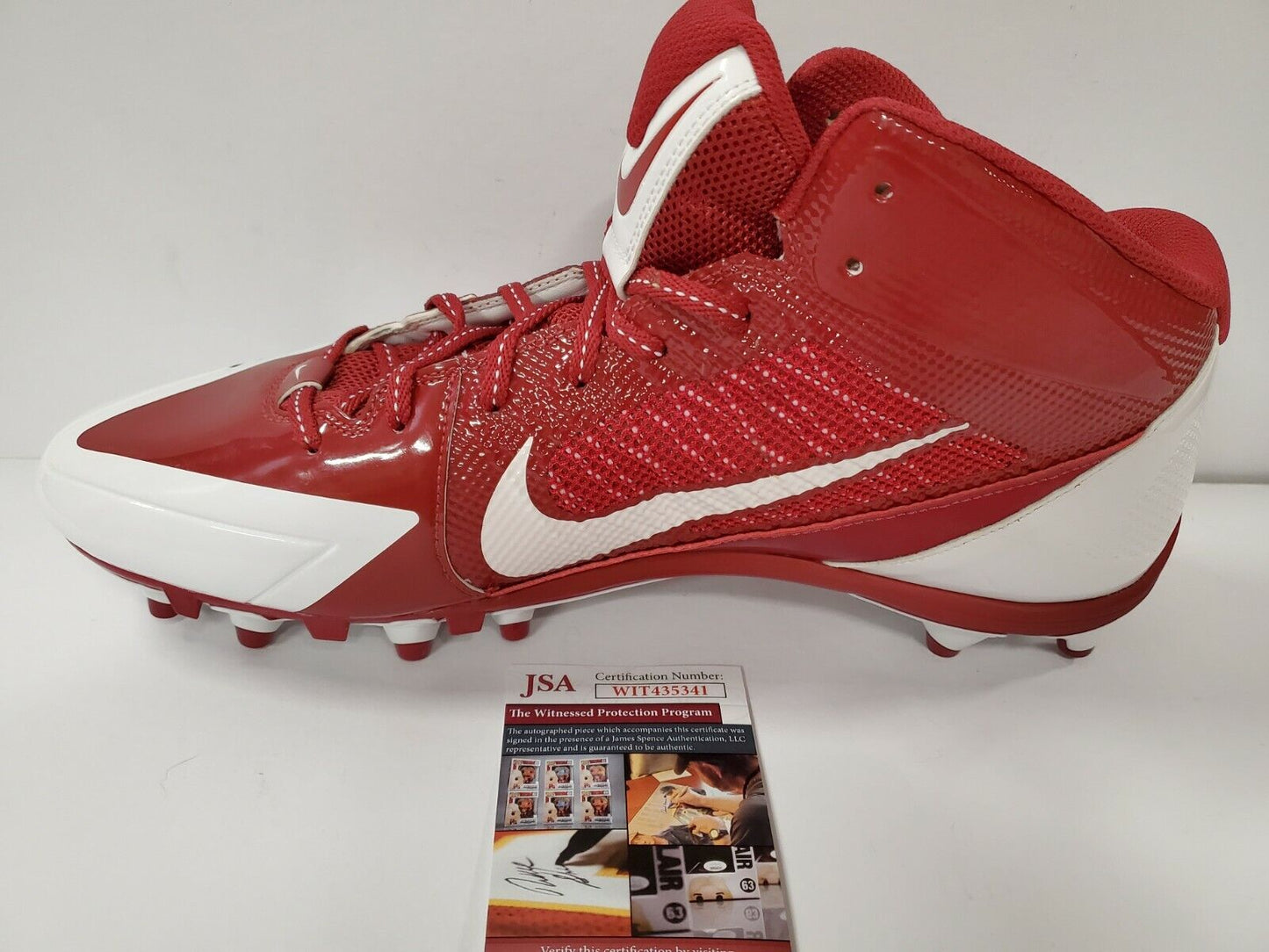 MVP Authentics Oklahoma Sooners Marquise Brown Autographed Signed Nike Cleat Jsa Coa 161.10 sports jersey framing , jersey framing