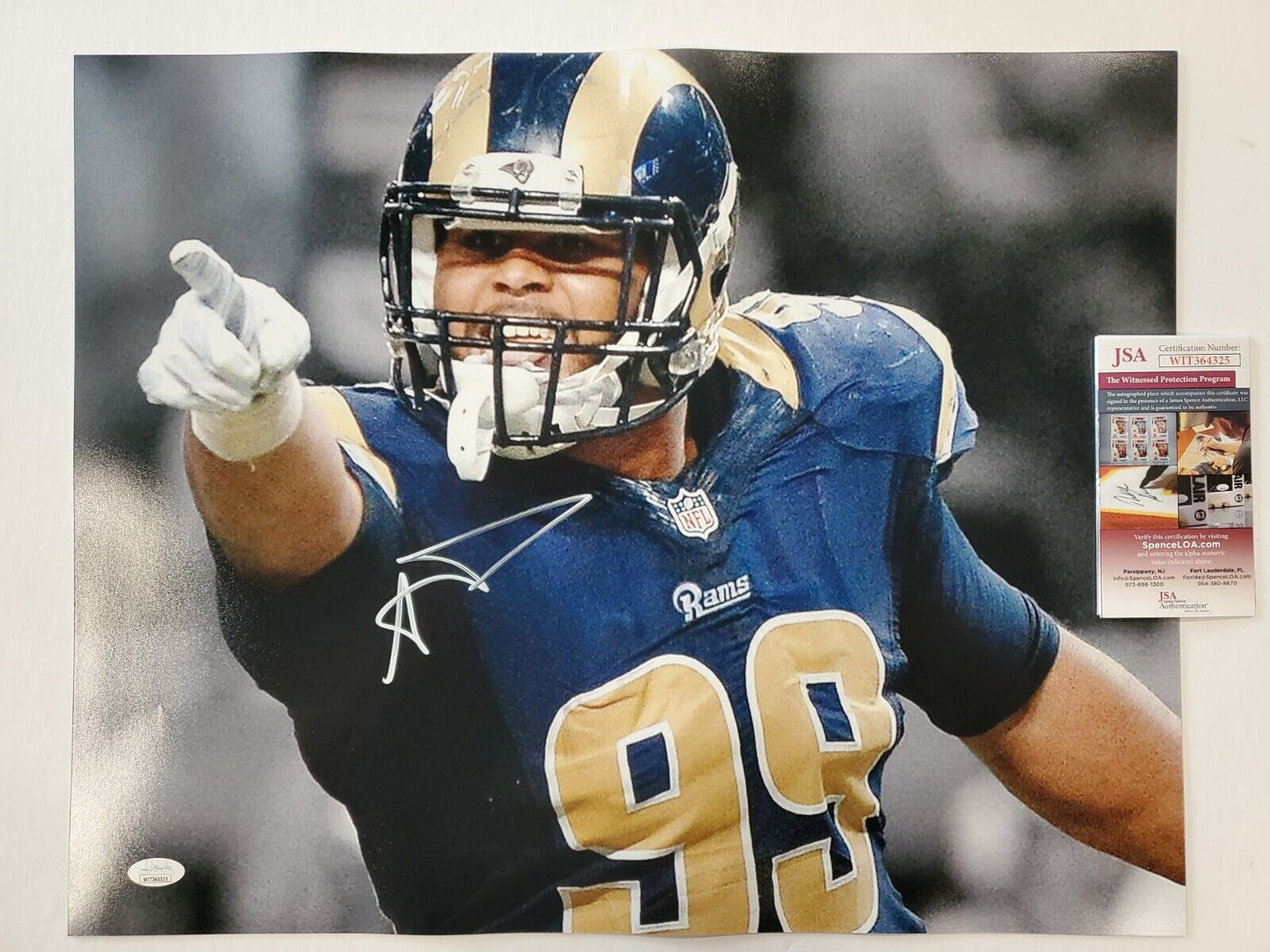 MVP Authentics Los Angeles Rams Aaron Donald Autographed Signed 16X20 Photo Jsa Coa 170.10 sports jersey framing , jersey framing