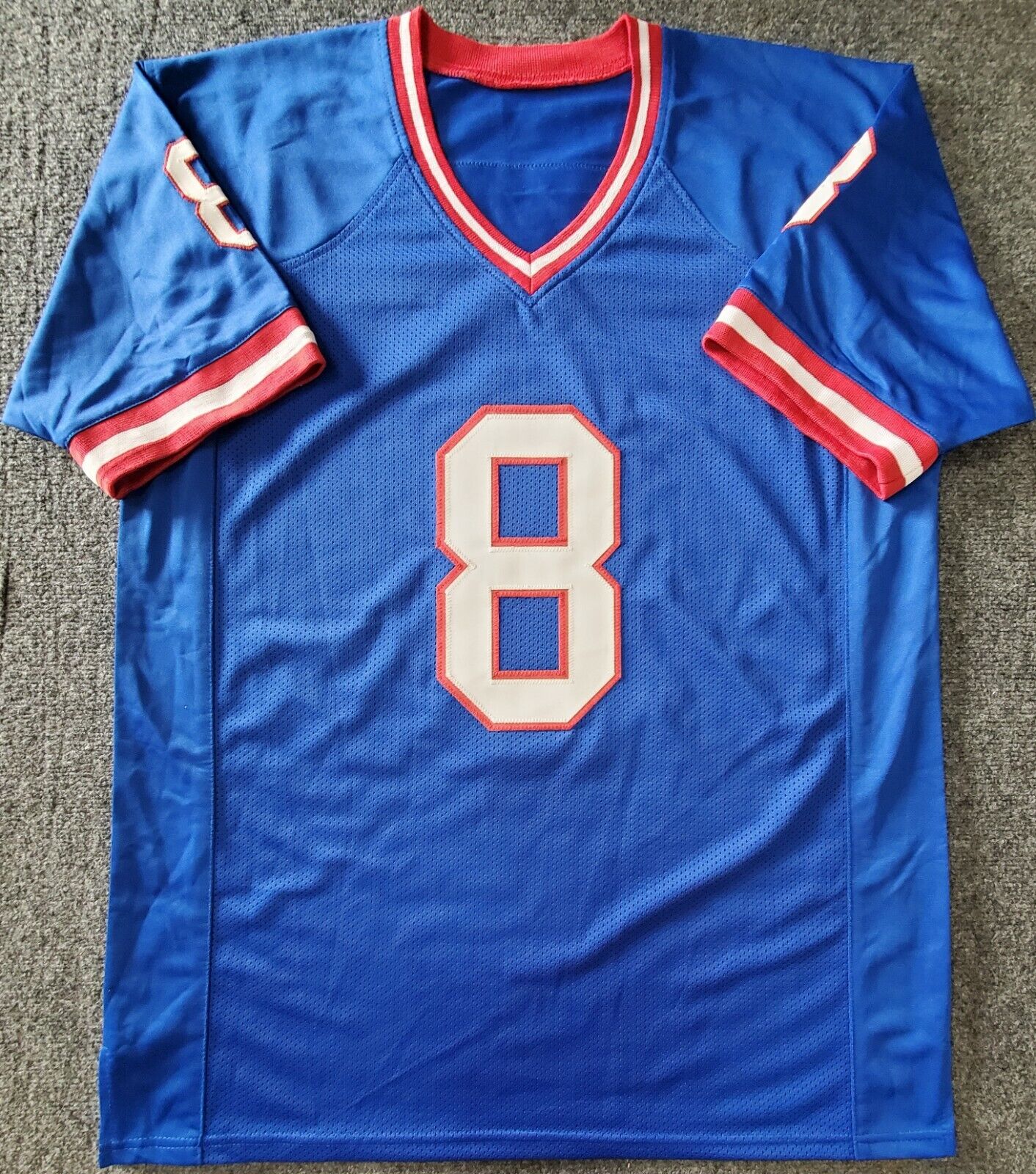 MVP Authentics N.Y. Giants Daniel Jones Autographed Signed Jersey Beckett Holo 215.10 sports jersey framing , jersey framing