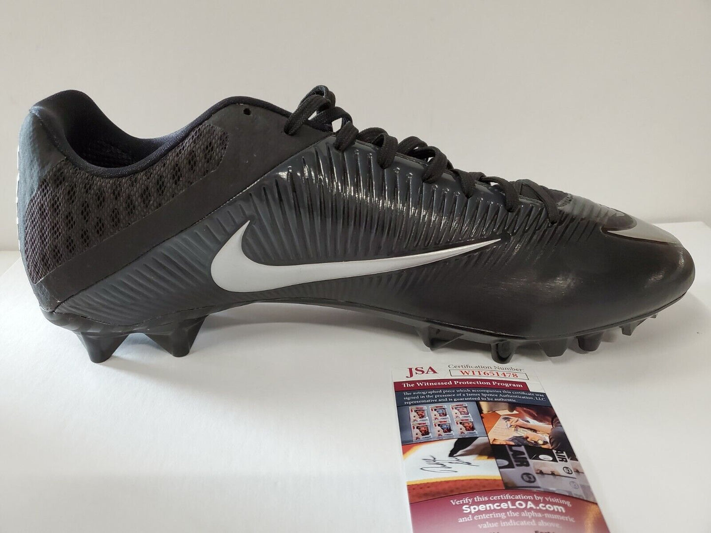 MVP Authentics Bobby Engram Autographed Signed Cleat Jsa Coa 107.10 sports jersey framing , jersey framing