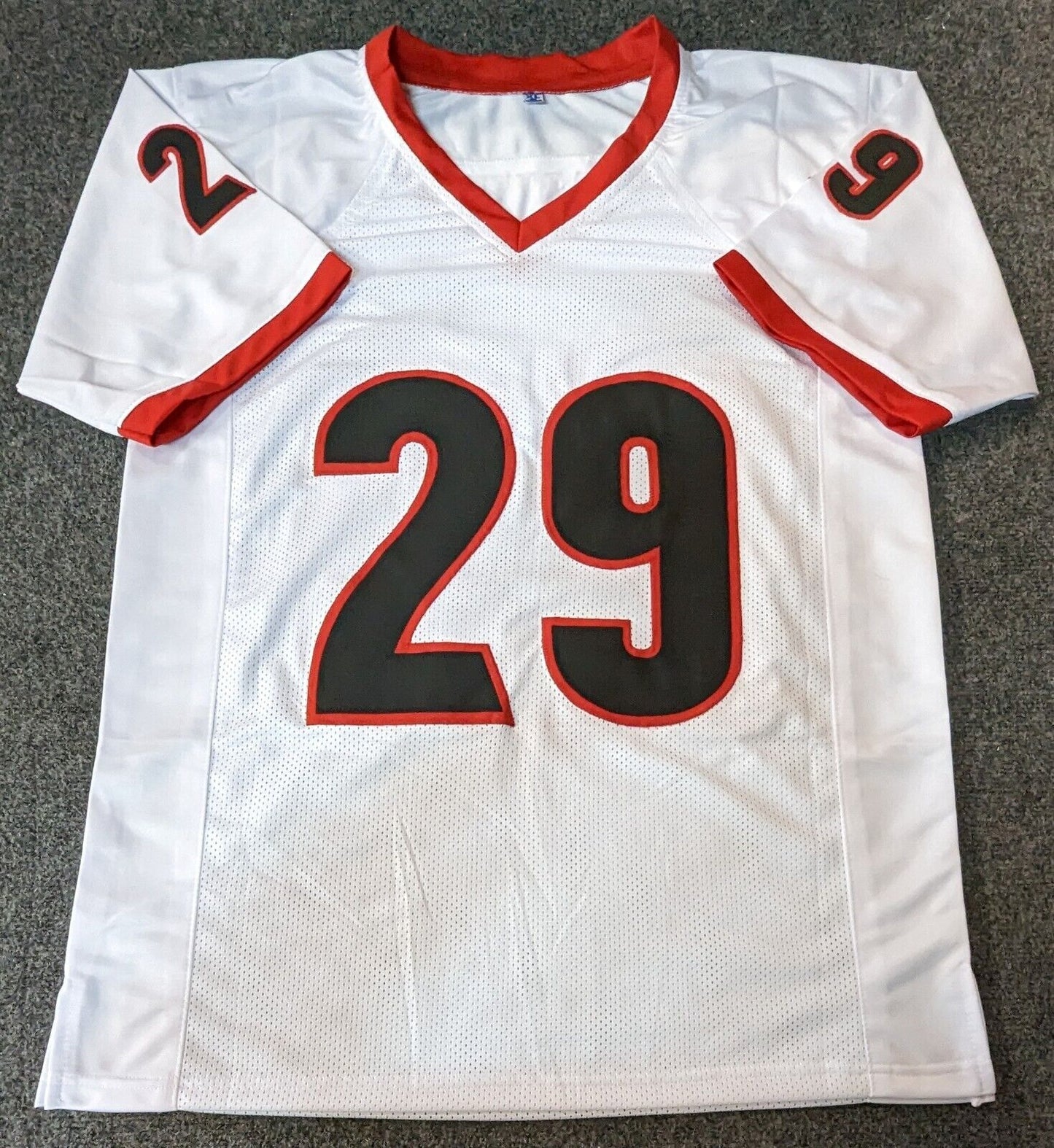 MVP Authentics Georgia Bulldogs Christopher Smith Autographed Signed Inscribed Jersey Jsa Coa 144 sports jersey framing , jersey framing