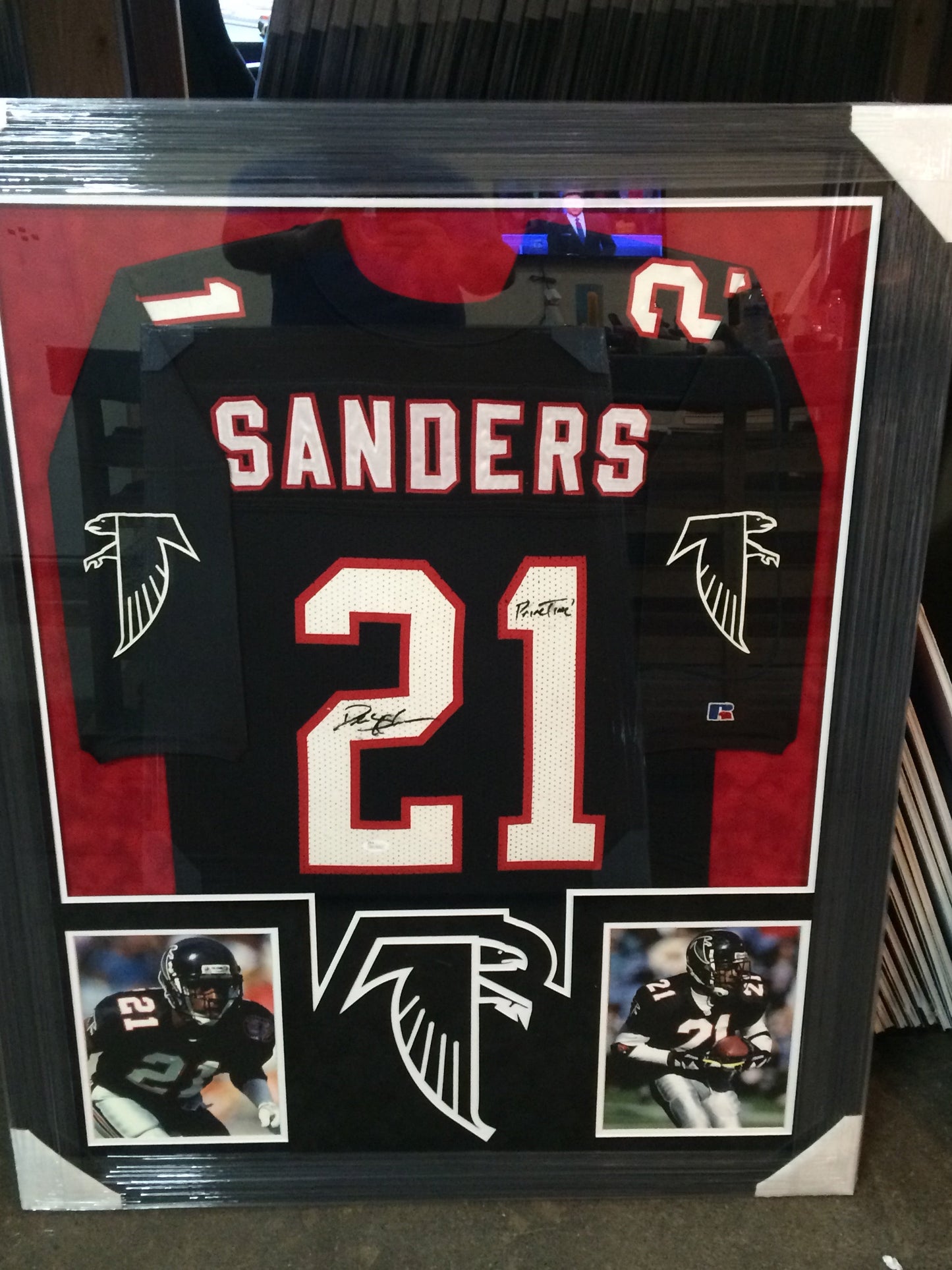 MVP Authentics - Framing Custom Framing - 2 photo vertical layout 185 sports jersey framing , jersey framing