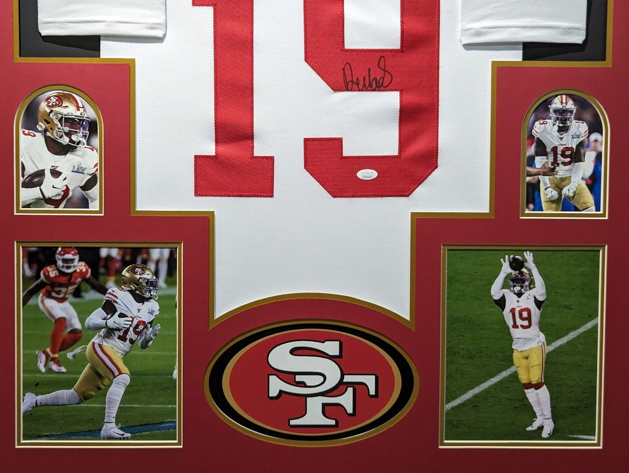 Framed San Francisco 49Ers Deebo Samuel Autographed Signed Jersey Jsa Coa