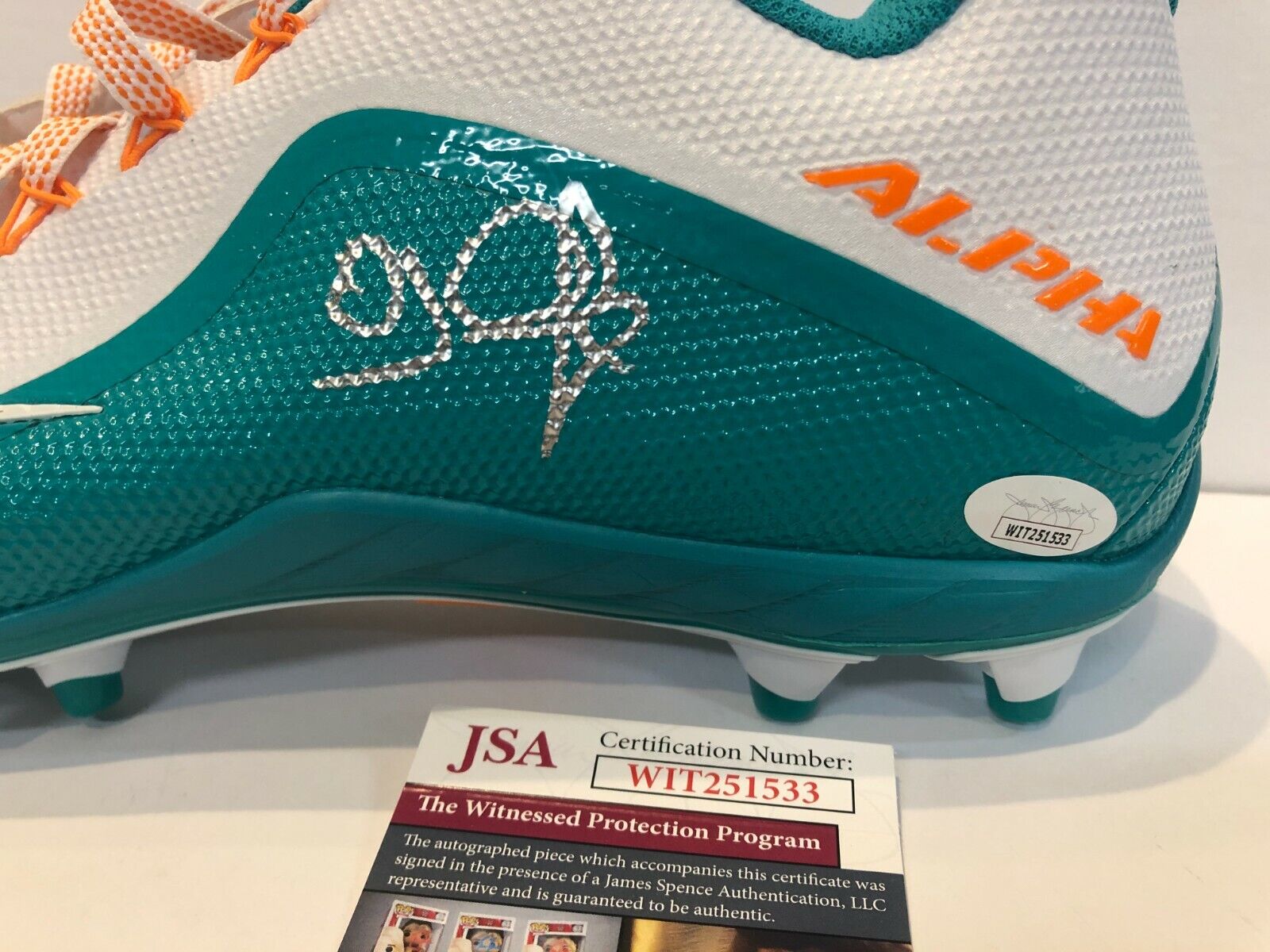 MVP Authentics Miami Dolphins Oj Mcduffie Autographed Signed Nike Cleat Jsa Coa 125.10 sports jersey framing , jersey framing