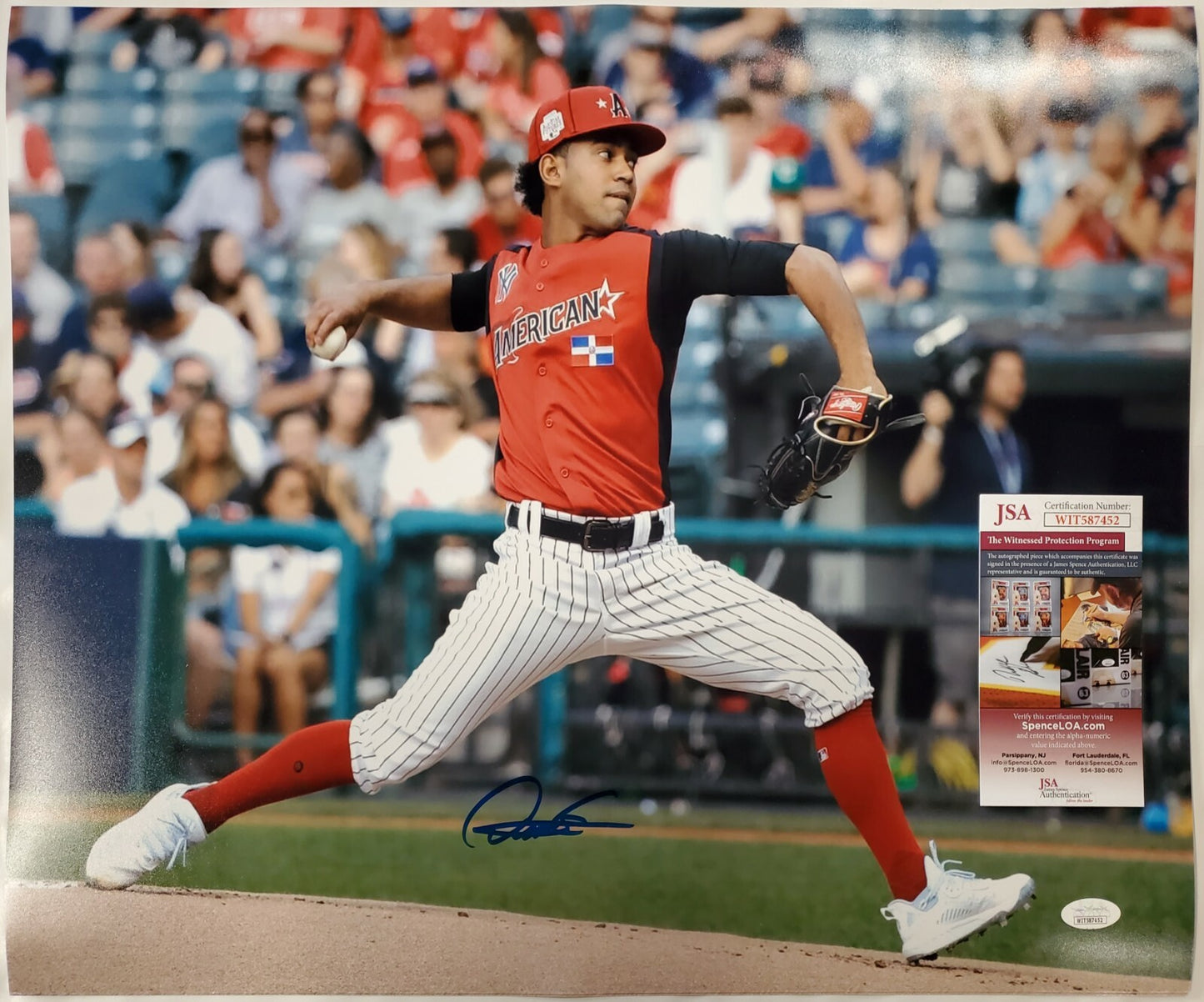 New York Yankees Deivi Garcia Autographed Signed 16X20 Photo Jsa  Coa