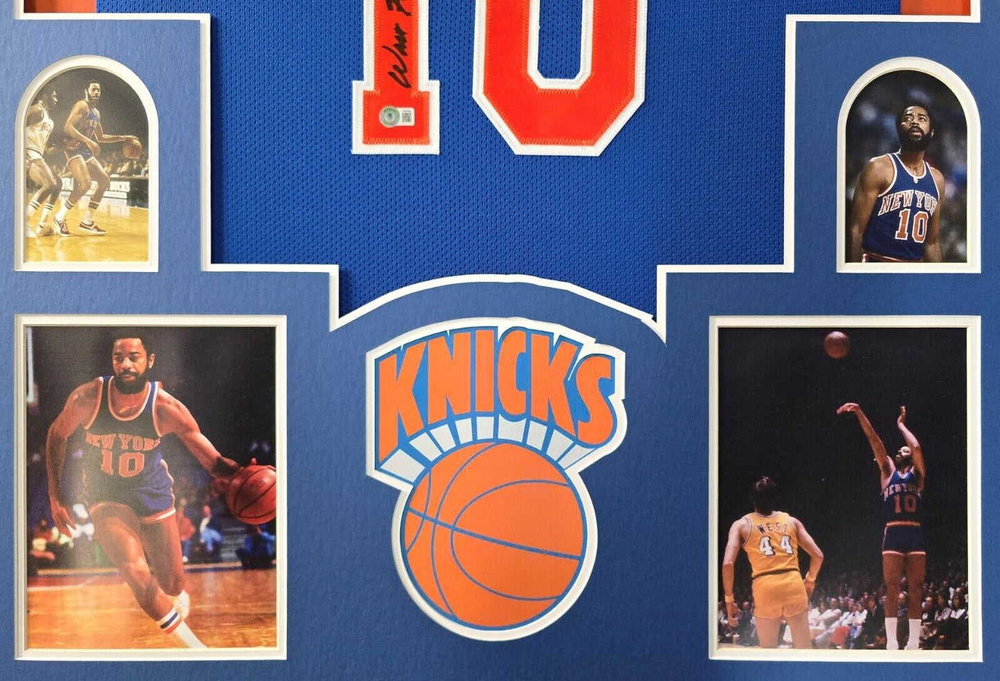 Framed New York Knicks Walt "Clyde" Frazier Autographed Signed Jersey Beckett
