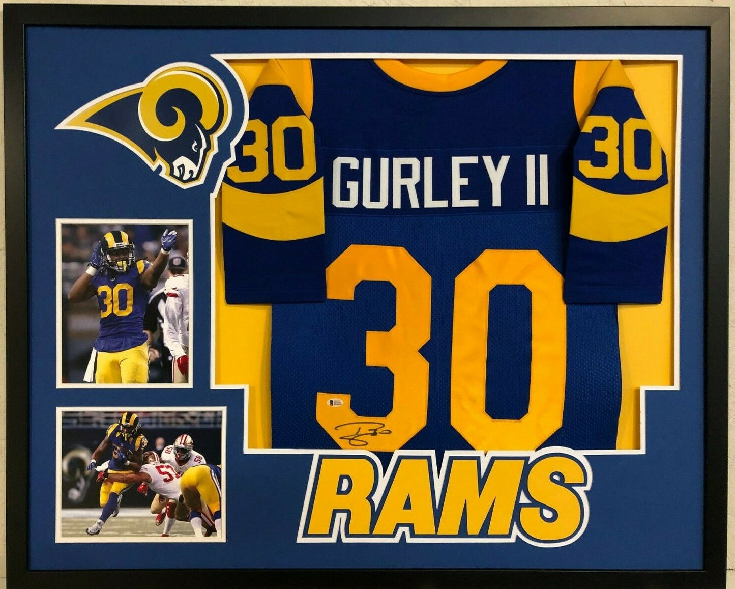 Framed Los Angeles Rams Todd Gurley Autographed Signed Jersey Beckett Coa