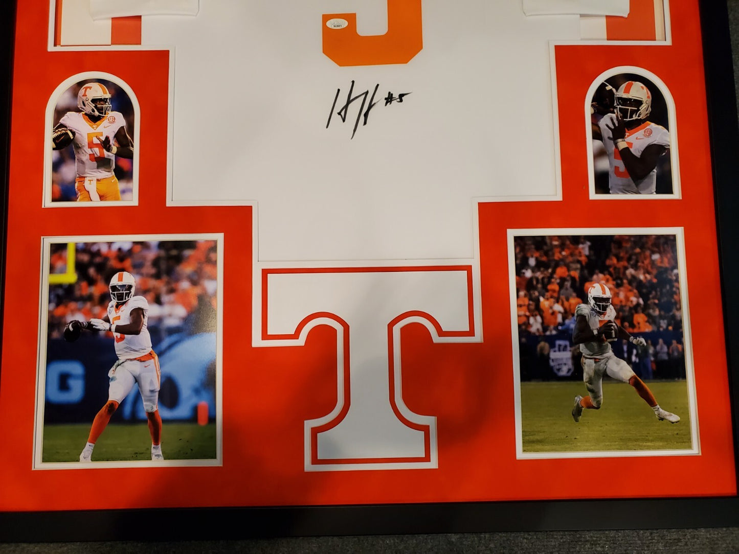 Framed Tennessee Volunteers Hendon Hooker Autographed Authentic Jersey Jsa Coa