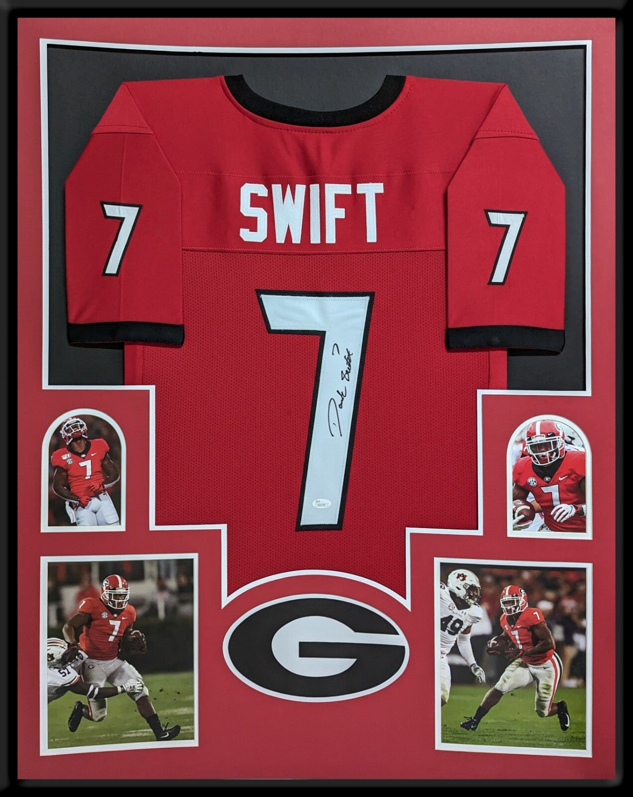 Framed Georgia Bulldogs D'andre Swift Autographed Signed Jersey Jsa Coa