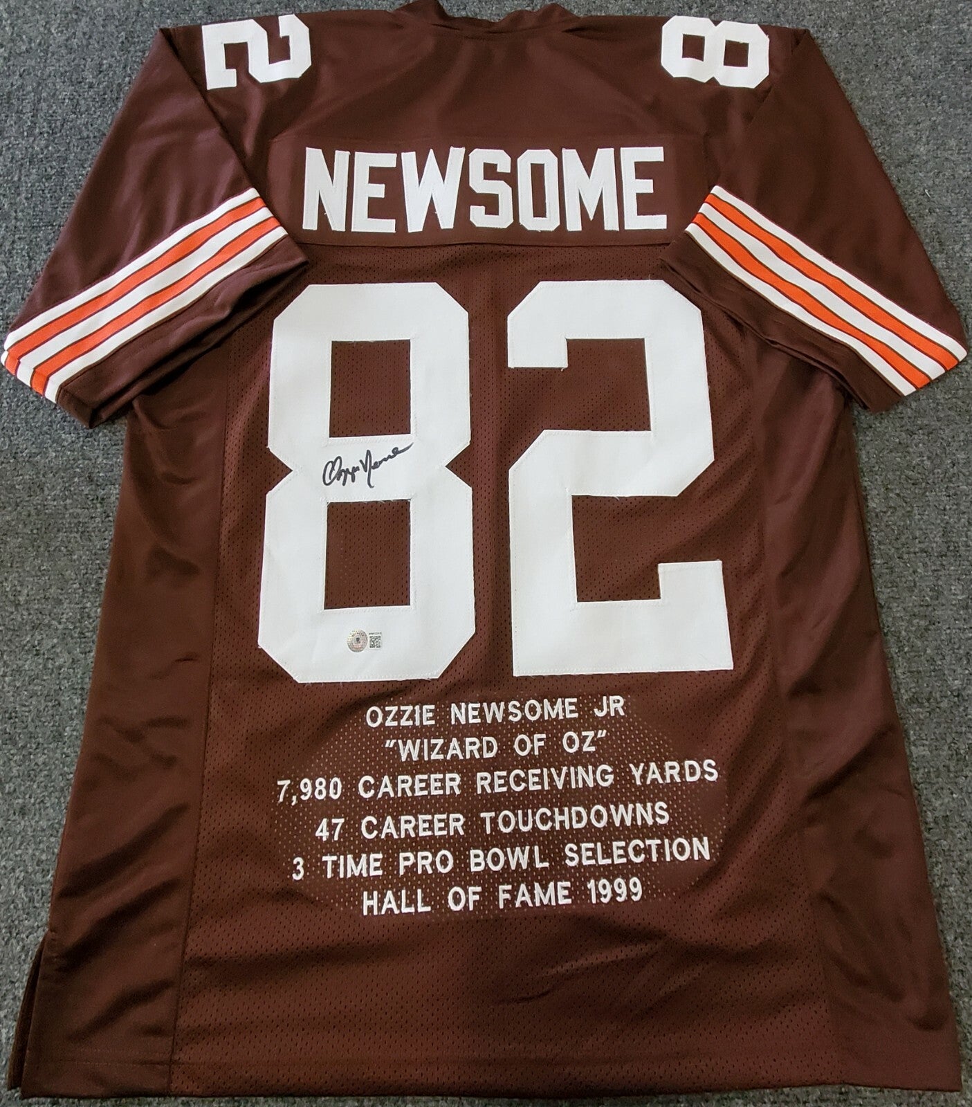 Cleveland Browns Ozzie Newsome Autographed Signed Stat Jersey Beckett Holo