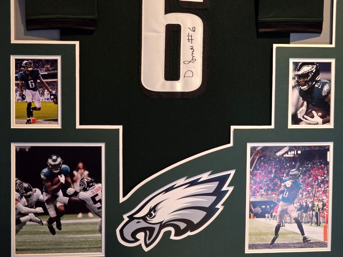 Framed Philadelphia Eagles Devonta Smith Autographed Signed Jersey Jsa Coa