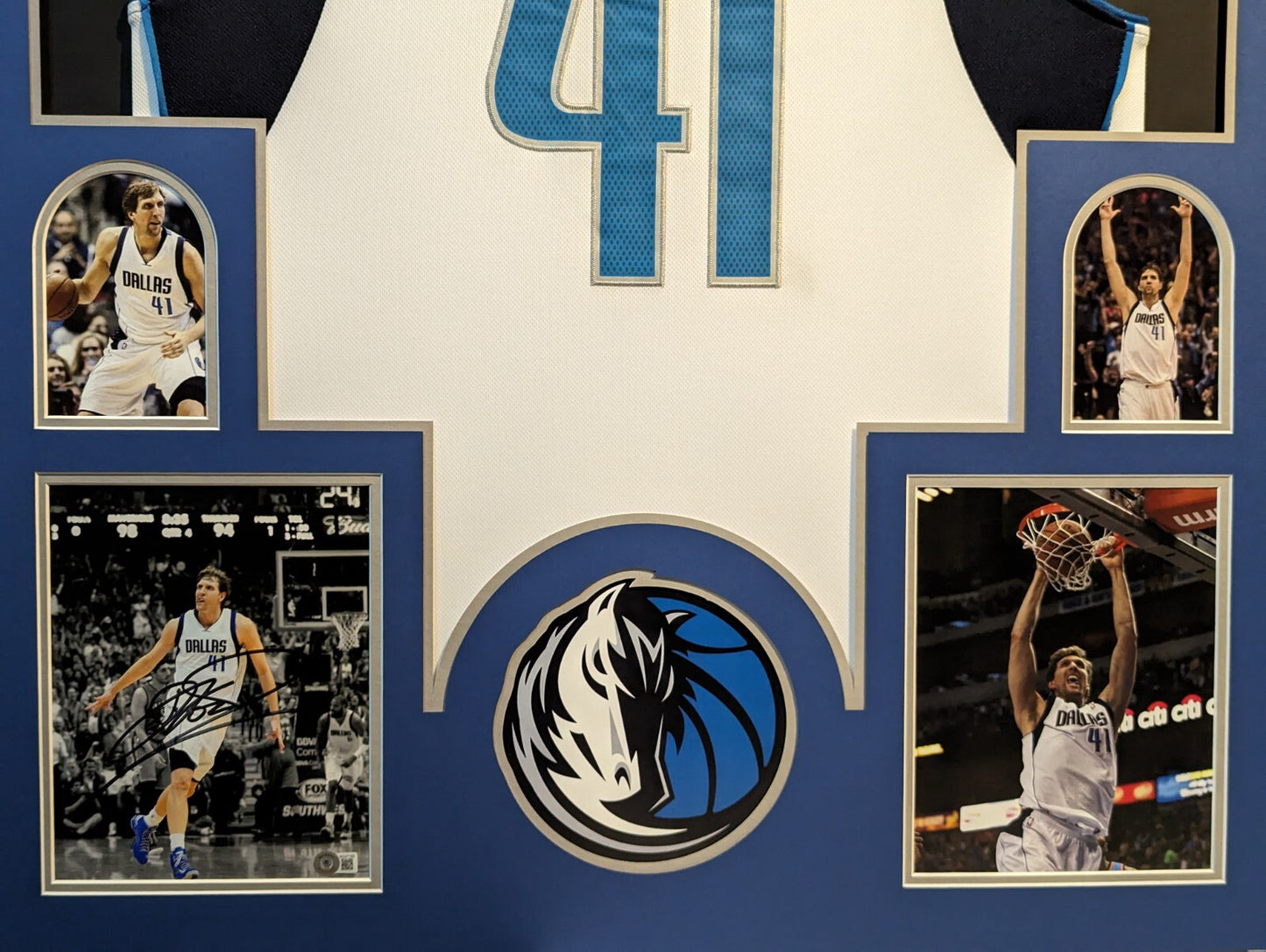 Framed Dallas Mavericks Dirk Nowitzki Jersey With Autographed 8X10 Photo Beckett