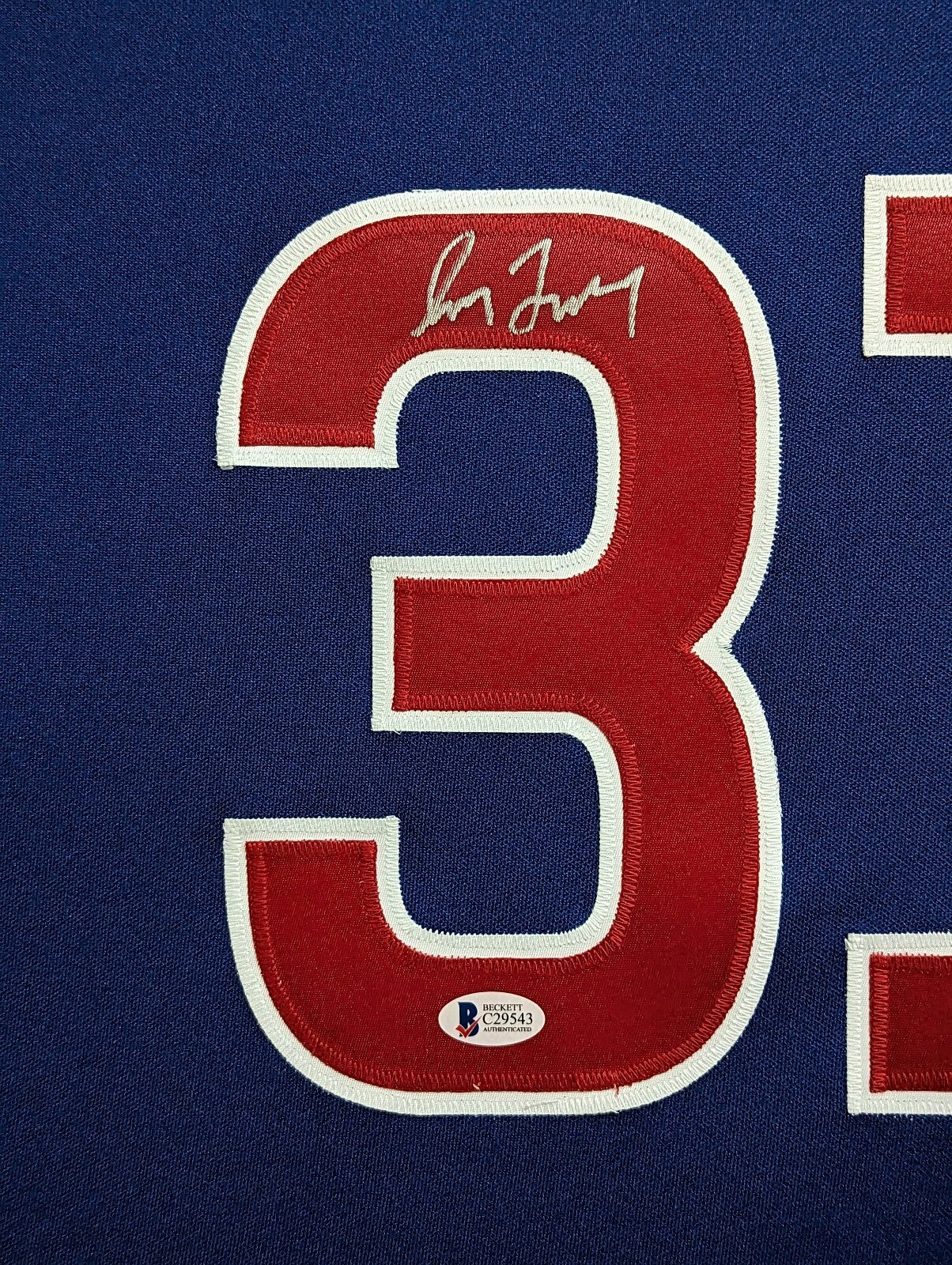 Framed Chicago Cubs Greg Maddux Autographed Signed Jersey Beckett Coa