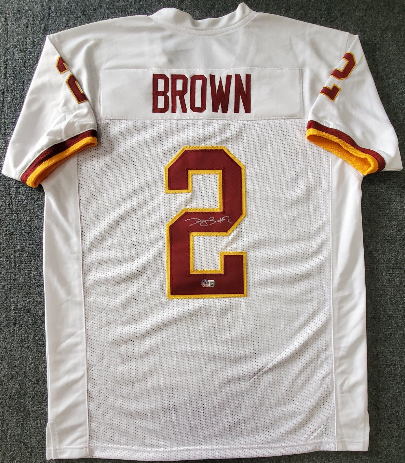 Washington Football Team Dyami Brown Autographed Signed Jersey Beckett Holo