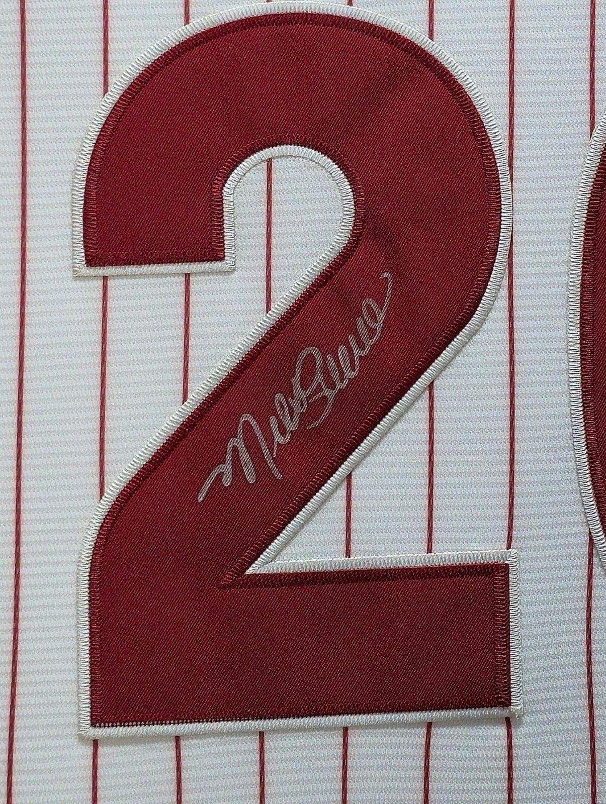 Framed Philadelphia Phillies Mike Schmidt Jersey - Facsimile Autograph