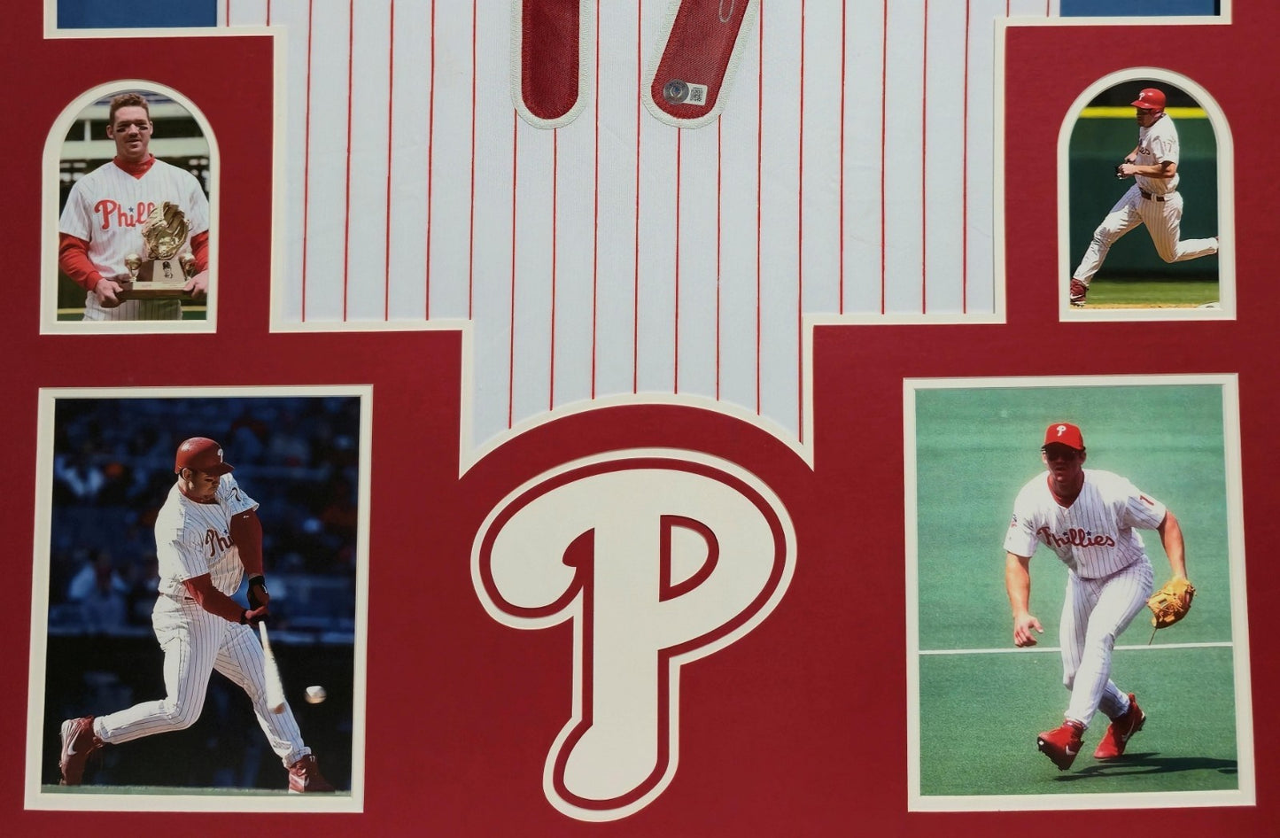 Framed Philadelphia Phillies Scott Rolen Autographed Signed Jersey Beckett Holo